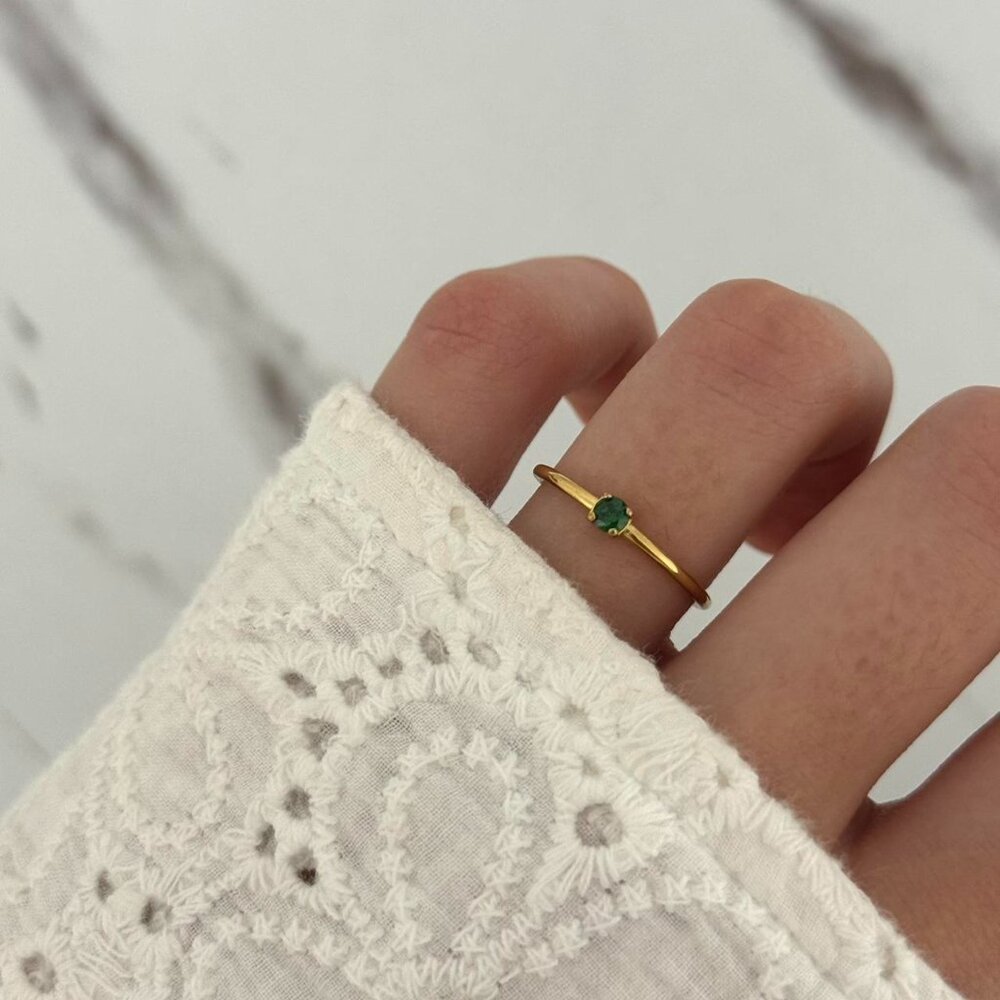 SKU 0074 Vintage Gold ring green zircon stone Stainless steel + gift box‎ Size 6